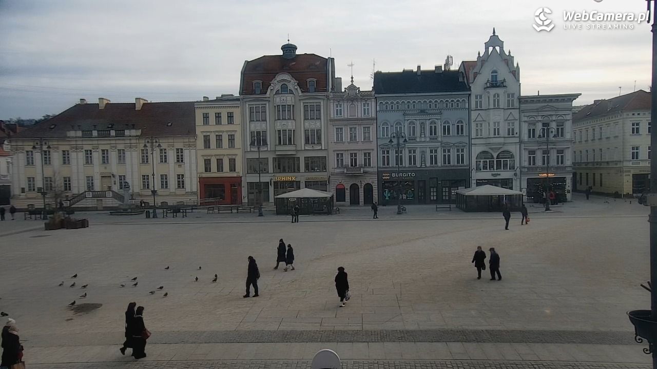 Bydgoszcz - widok na Rynek - 20 luty 2026, 16:14