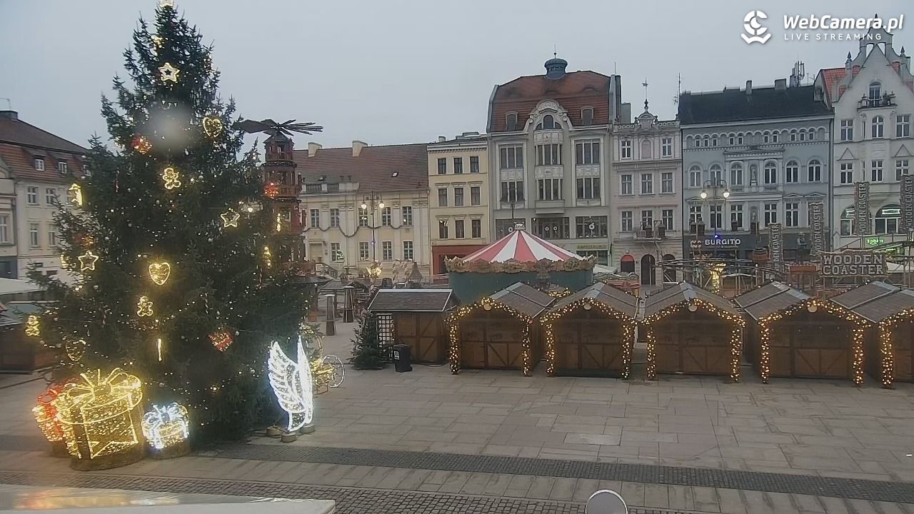 Bydgoszcz - widok na Rynek - 21 grudzień 2025, 08:06