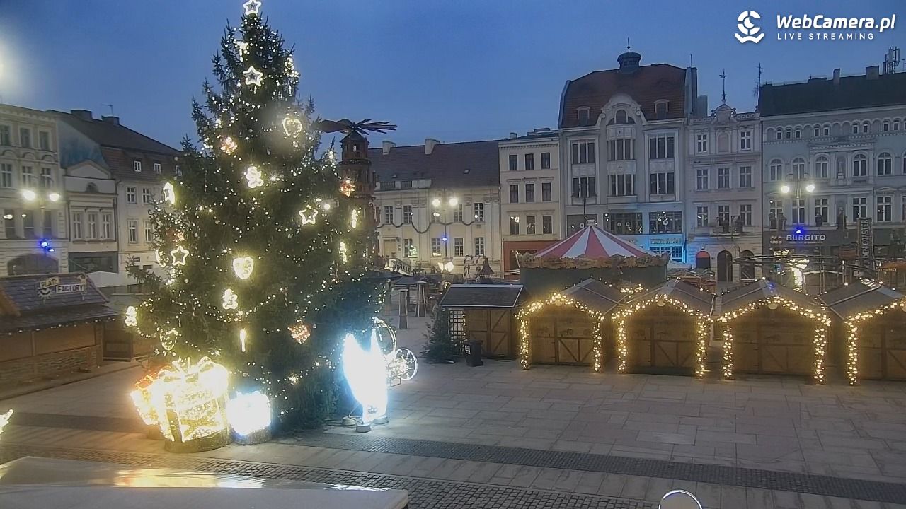 Bydgoszcz - widok na Rynek - 21 grudzień 2025, 07:40