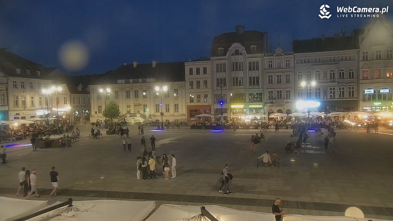 Bydgoszcz - widok na Rynek - 23 maj 2026, 21:44