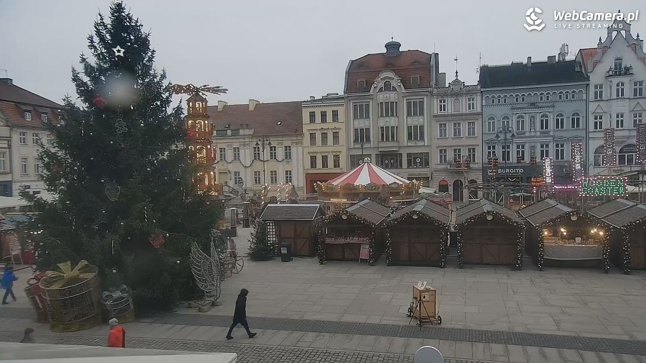 Bydgoszcz - widok na Rynek - 21 grudzień 2025, 12:36
