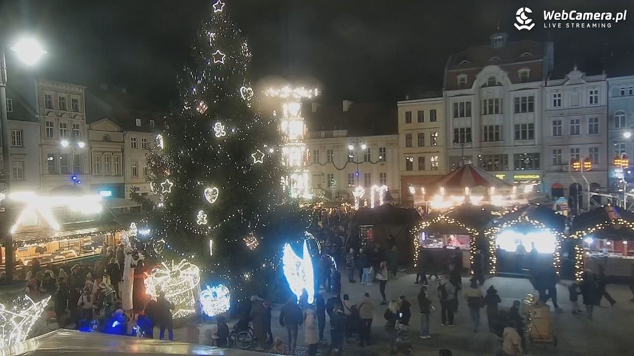 Bydgoszcz - widok na Rynek - 21 grudzień 2025, 16:52
