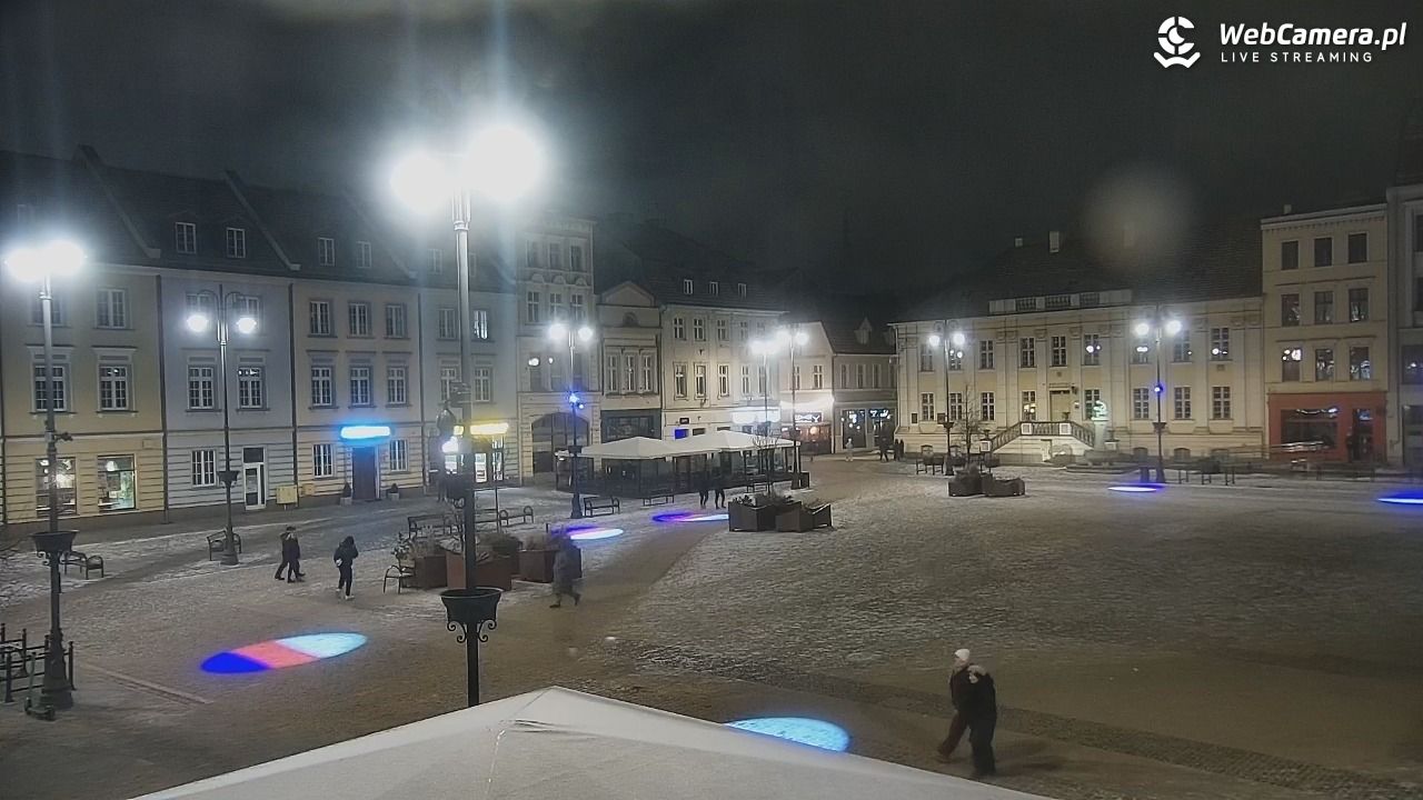 Bydgoszcz - widok na Rynek - 17 luty 2026, 20:13