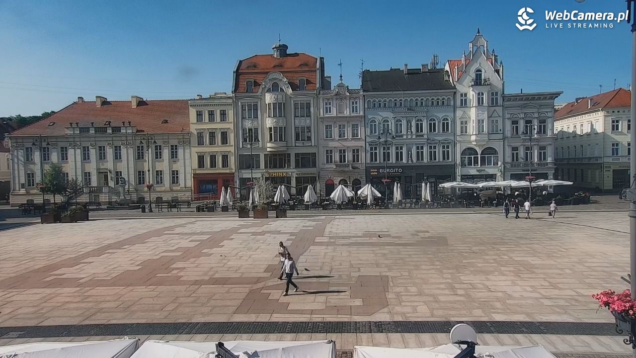 Bydgoszcz - widok na Rynek - 13 czerwiec 2025, 08:45