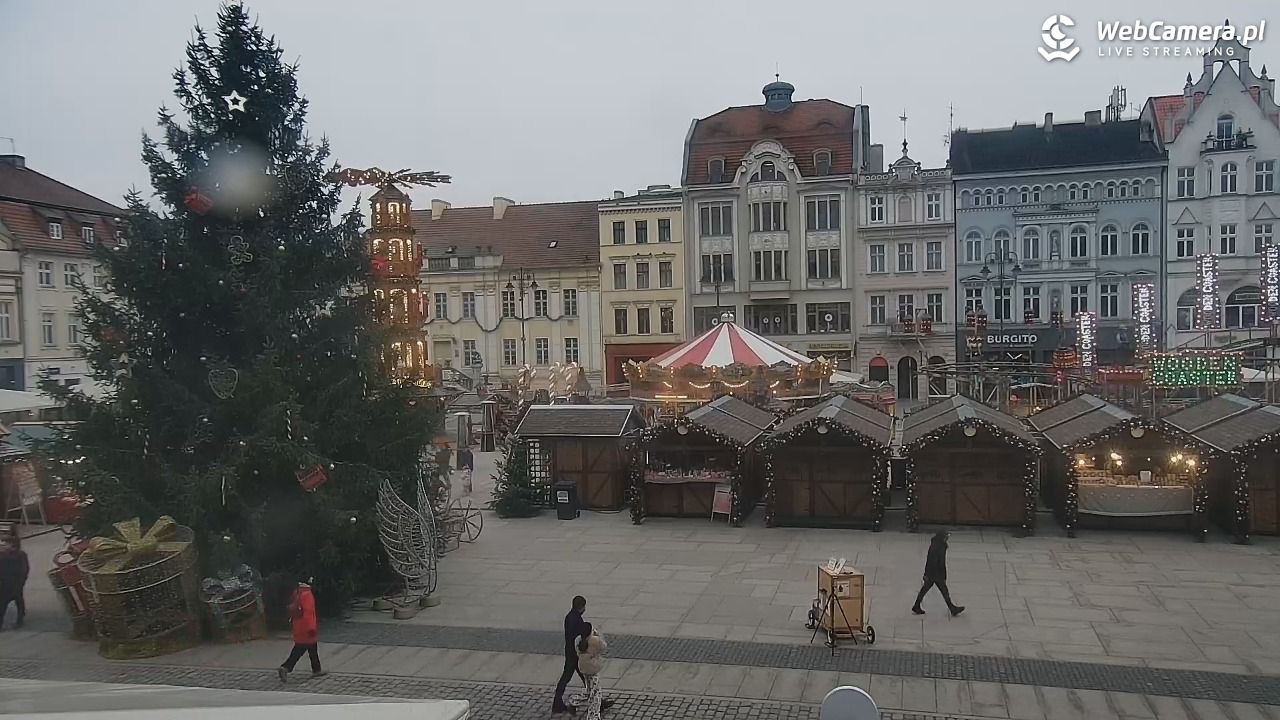 Bydgoszcz - widok na Rynek - 21 grudzień 2025, 12:36