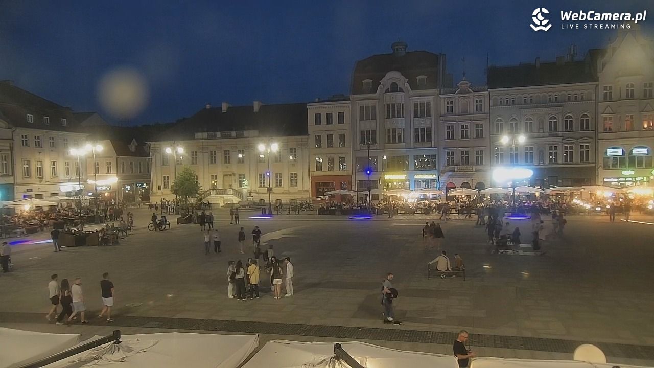 Bydgoszcz - widok na Rynek - 23 maj 2026, 21:44
