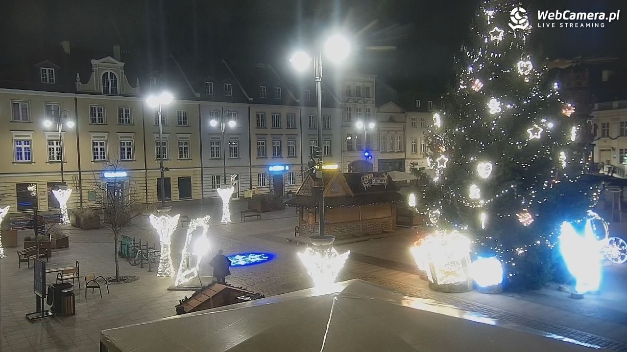 Bydgoszcz - widok na Rynek - 22 grudzień 2025, 03:05