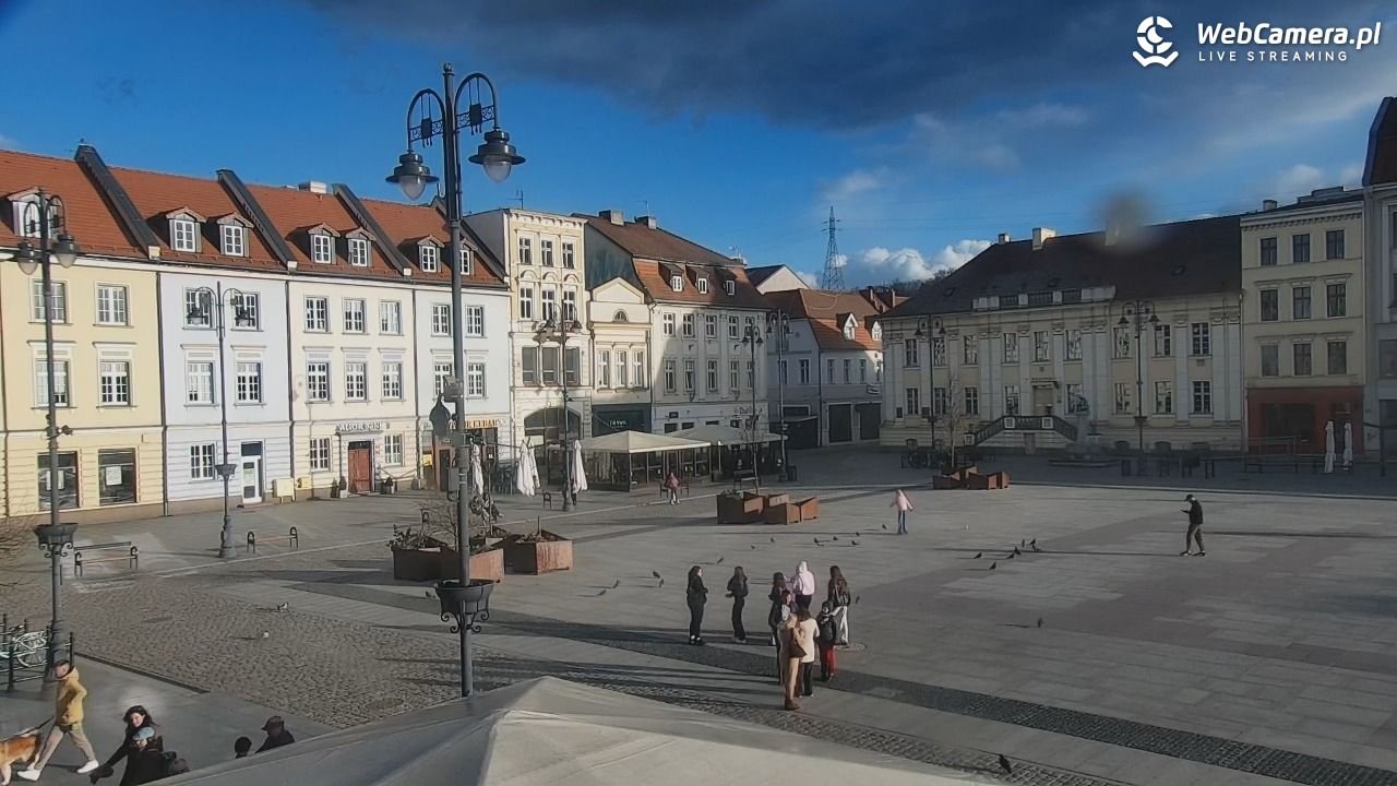 Bydgoszcz - widok na Rynek - 06 kwiecień 2026, 18:11