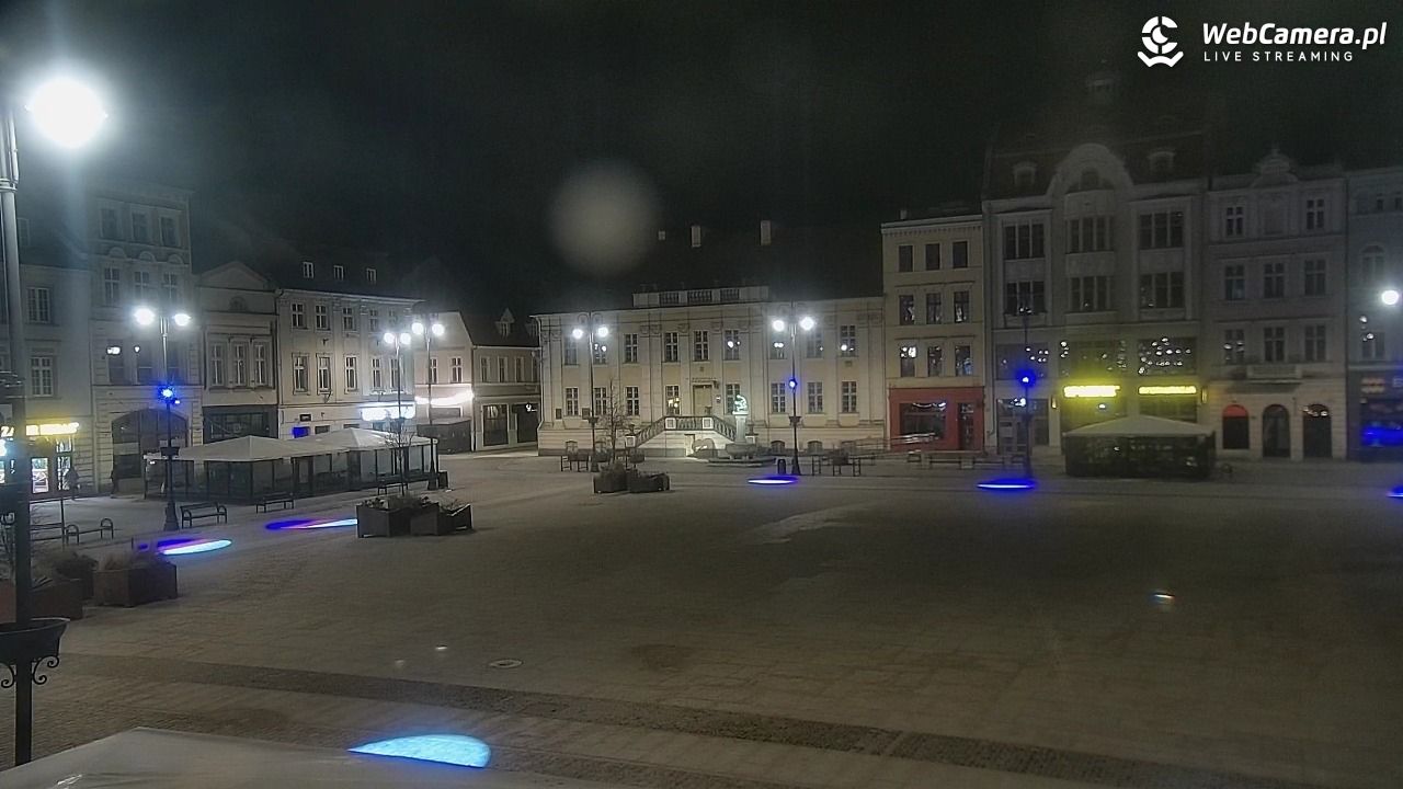 Bydgoszcz - widok na Rynek - 20 luty 2026, 02:29