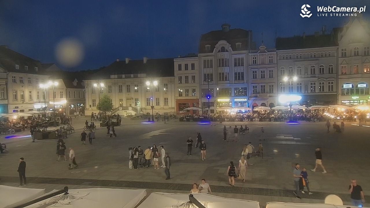 Bydgoszcz - widok na Rynek - 23 maj 2026, 21:44
