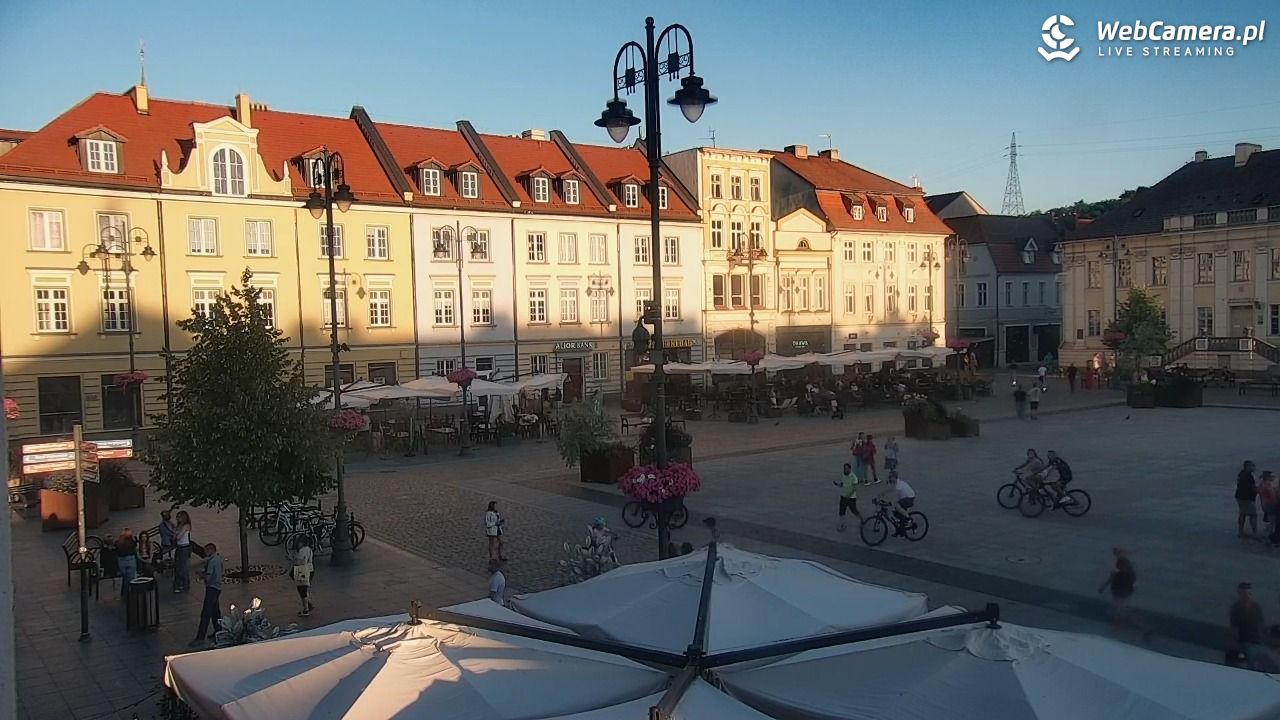 Bydgoszcz - widok na Rynek - 14 sierpień 2026, 19:34