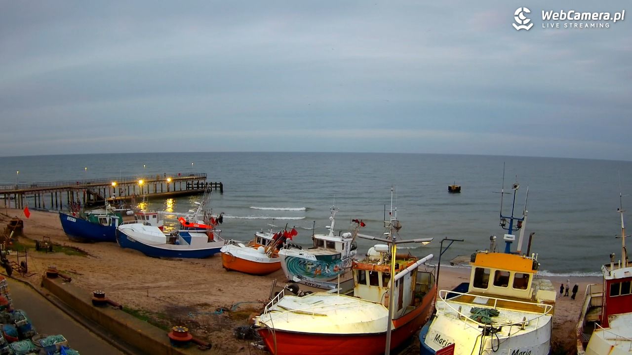 CHŁOPY - widok na kutry rybackie - 10 grudzień 2025, 15:49