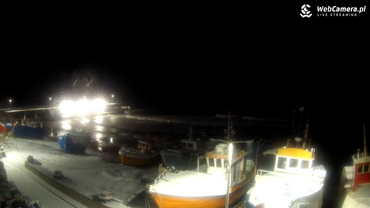 CHŁOPY - widok na kutry rybackie - 28 styczeń 2026, 17:32