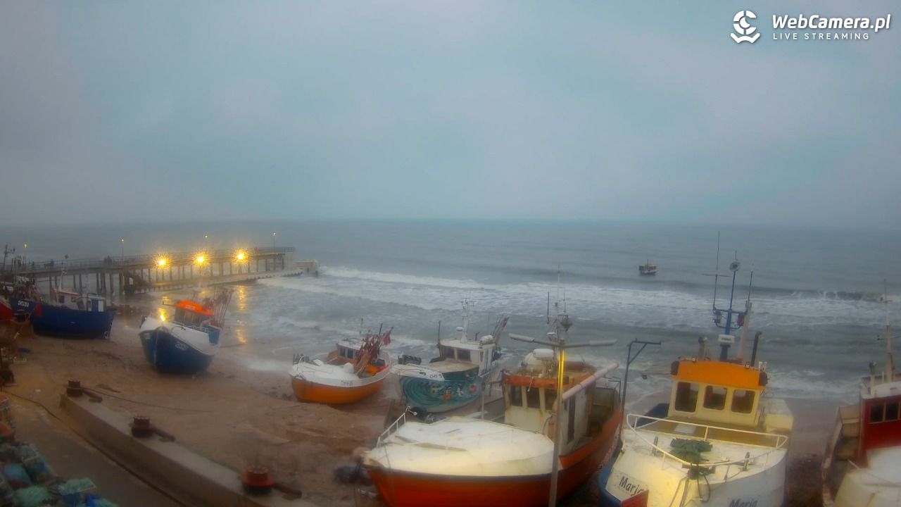CHŁOPY - widok na kutry rybackie - 26 styczeń 2026, 16:16
