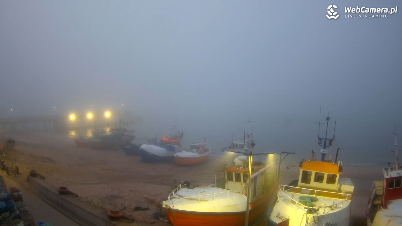 CHŁOPY - widok na kutry rybackie - 17 marzec 2026, 18:23