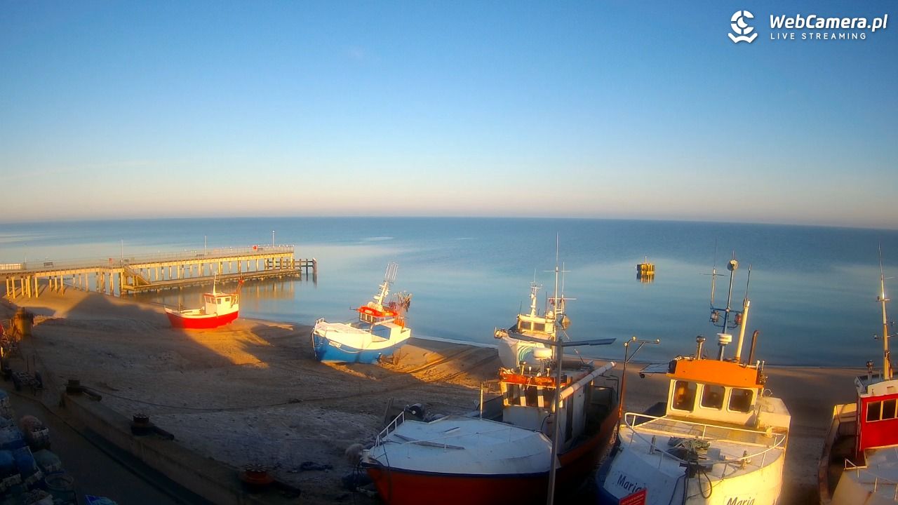 CHŁOPY - widok na kutry rybackie - 18 marzec 2026, 07:18