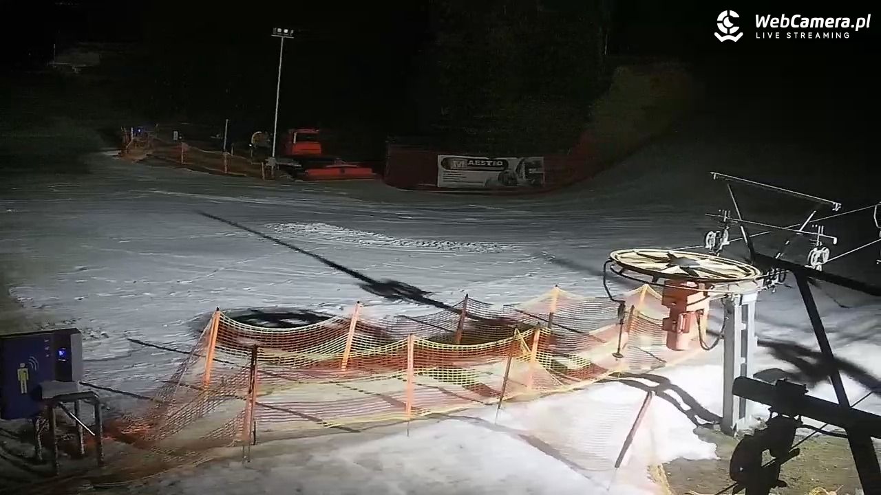 CIENIAWA - Ski - 08 marzec 2026, 19:19