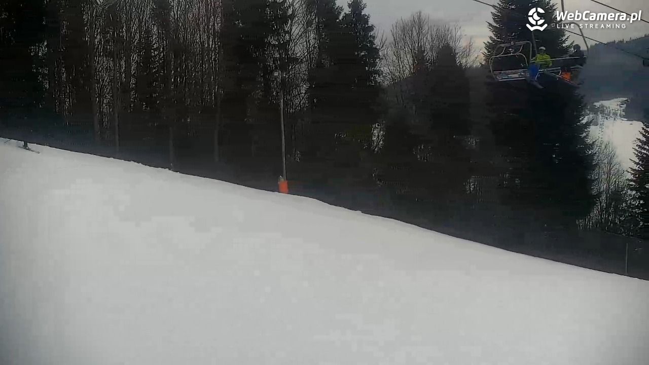 Cieńków - Stacja Narciarska widok z góry - 23 styczeń 2026, 10:11