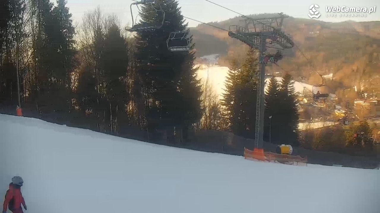 Cieńków - Stacja Narciarska widok z góry - 19 styczeń 2026, 14:34