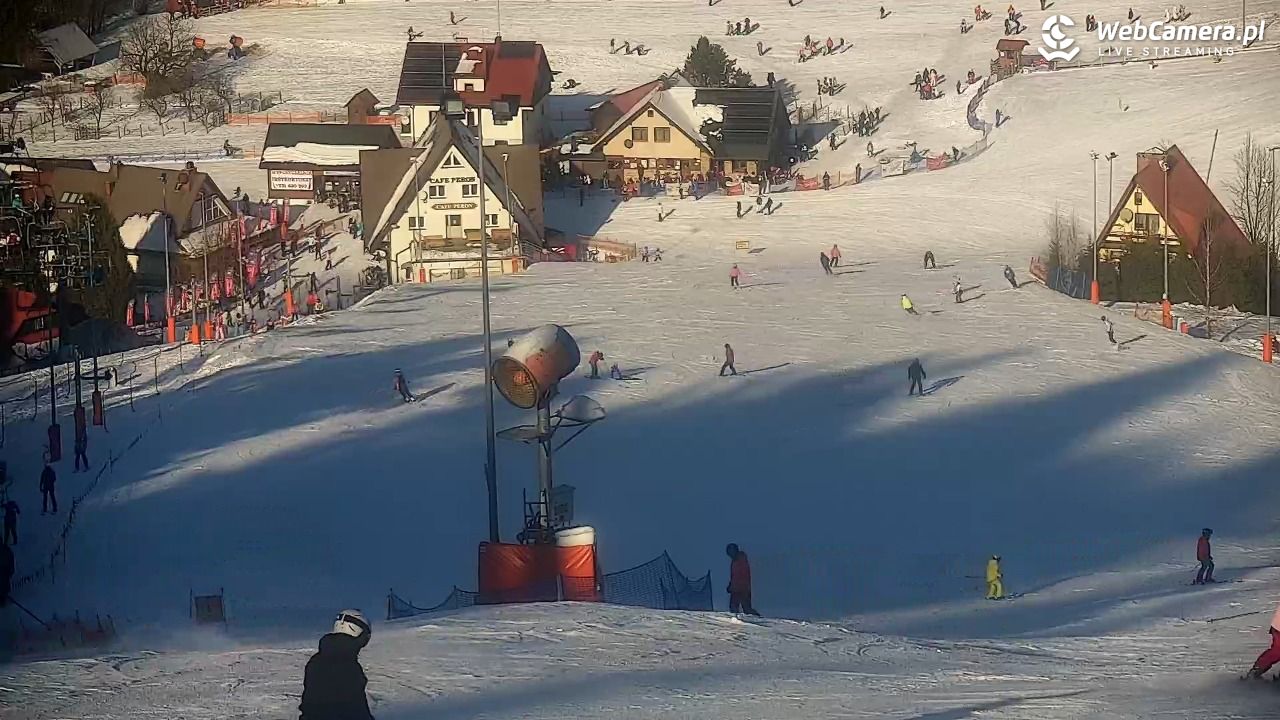 Cieńków - Stacja Narciarska widok z góry - 19 styczeń 2026, 12:59