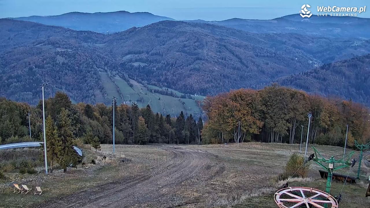 Ustroń - widok na stok/nowe ujęcie - 17 październik 2026, 16:14