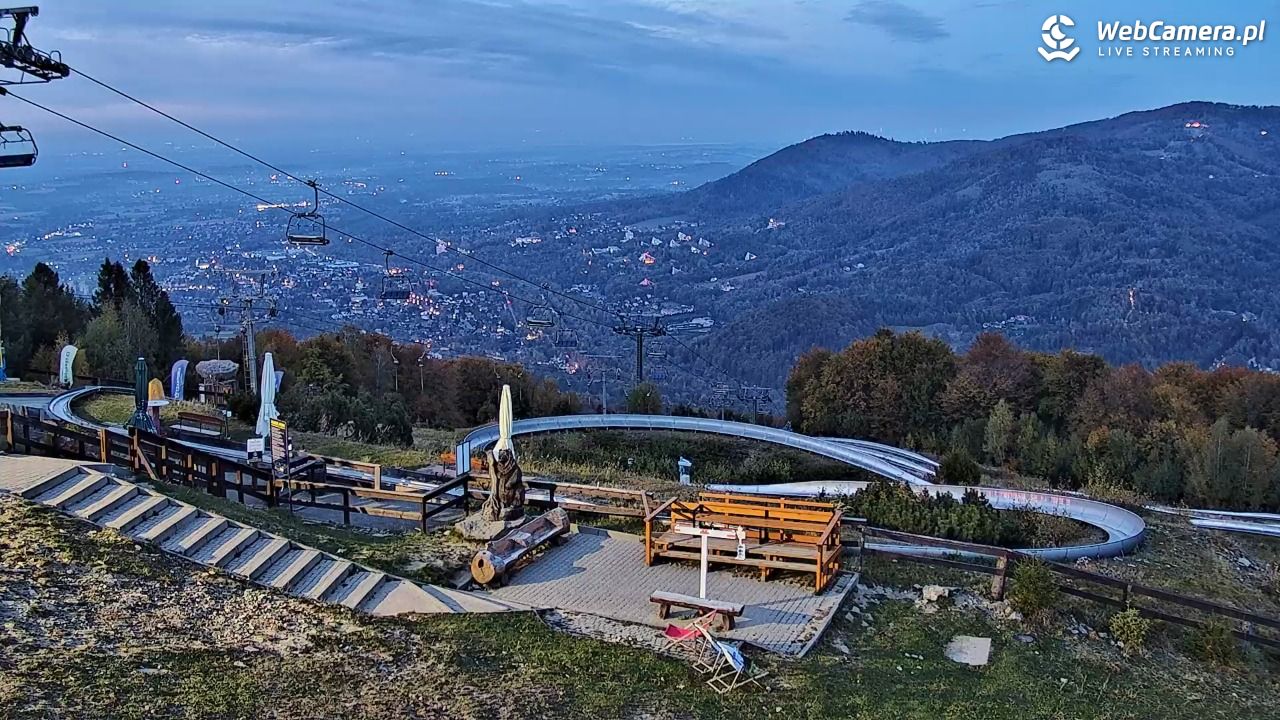 Ustroń - widok na stok/nowe ujęcie - 17 październik 2026, 16:13