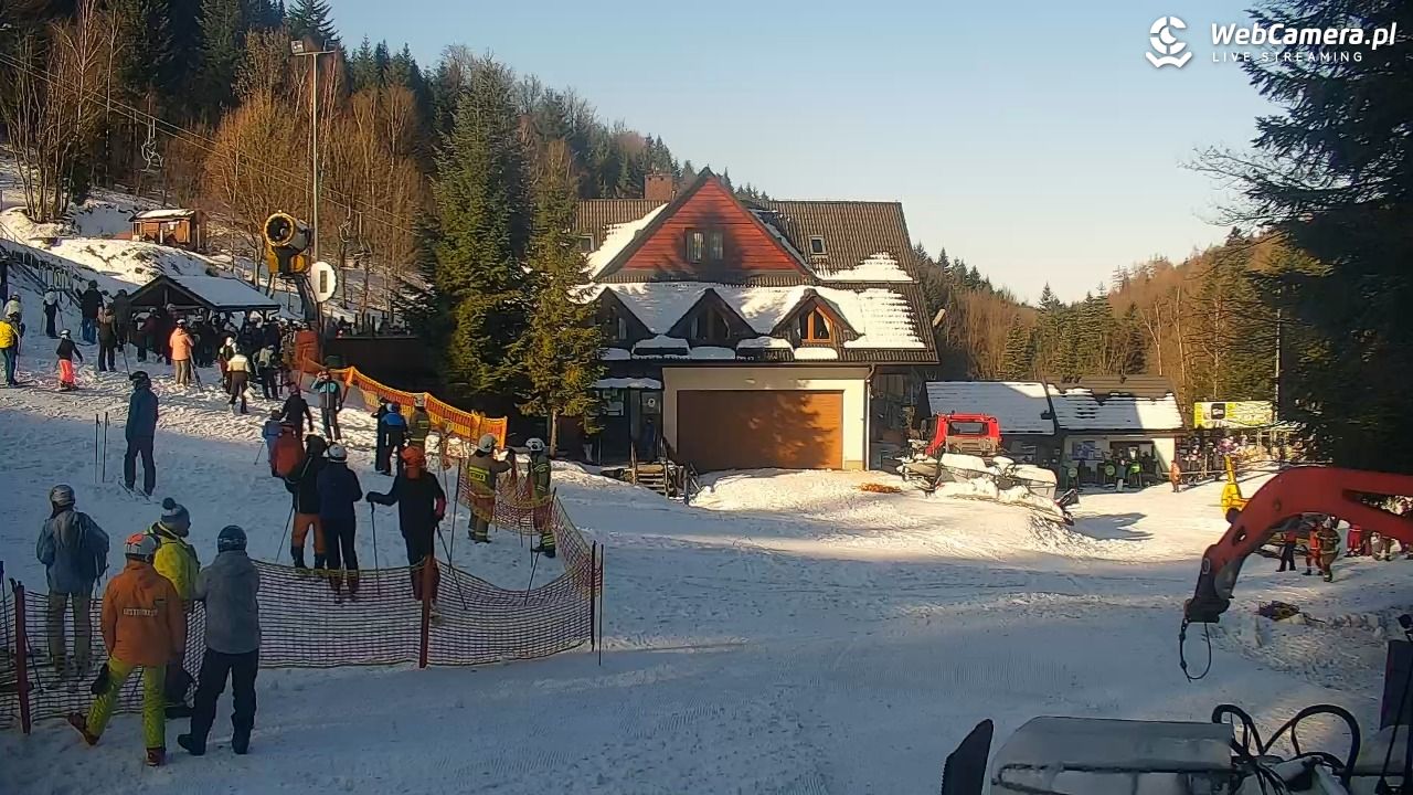 Rzyki - widok na dolny stok i orczyk w Czarnym Groniu - 17 styczeń 2026, 12:03