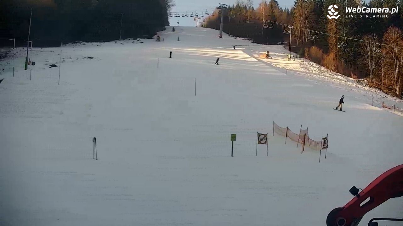 Rzyki - widok na dolny stok i orczyk w Czarnym Groniu - 06 grudzień 2025, 10:36