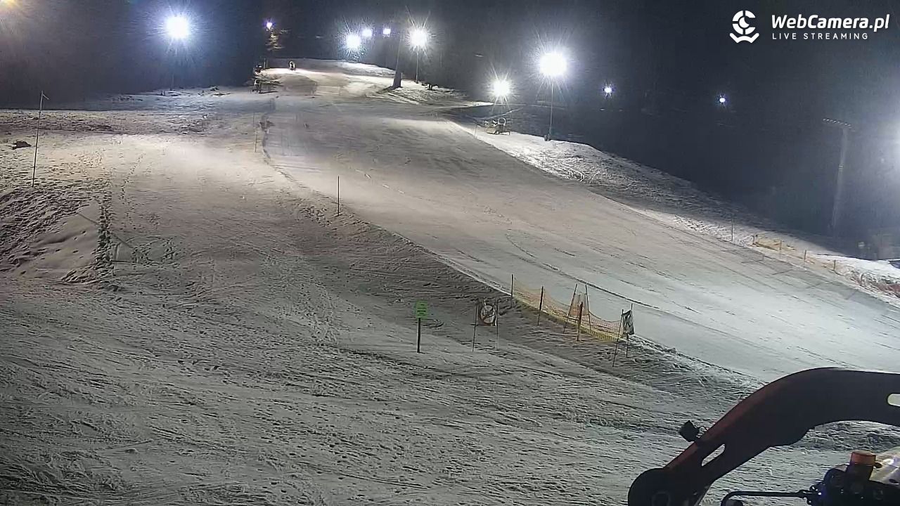 Rzyki - widok na dolny stok i orczyk w Czarnym Groniu - 06 grudzień 2025, 17:20