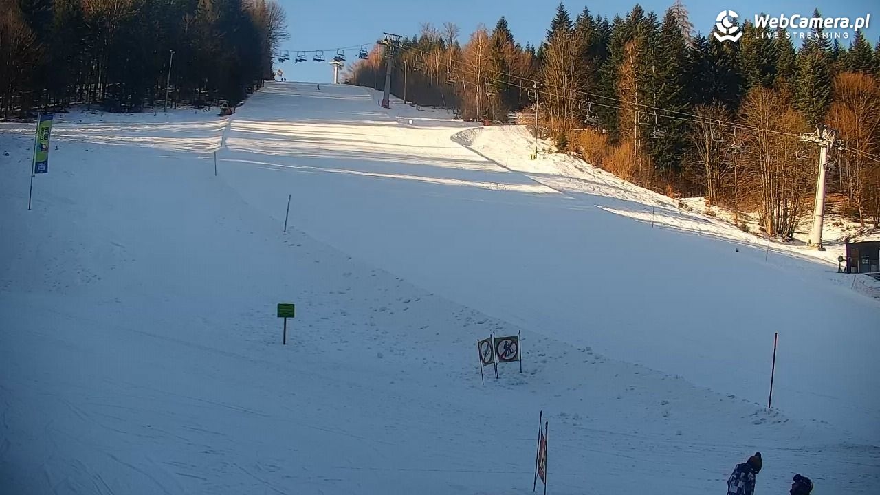 Rzyki - widok na dolny stok i orczyk w Czarnym Groniu - 20 styczeń 2026, 10:07
