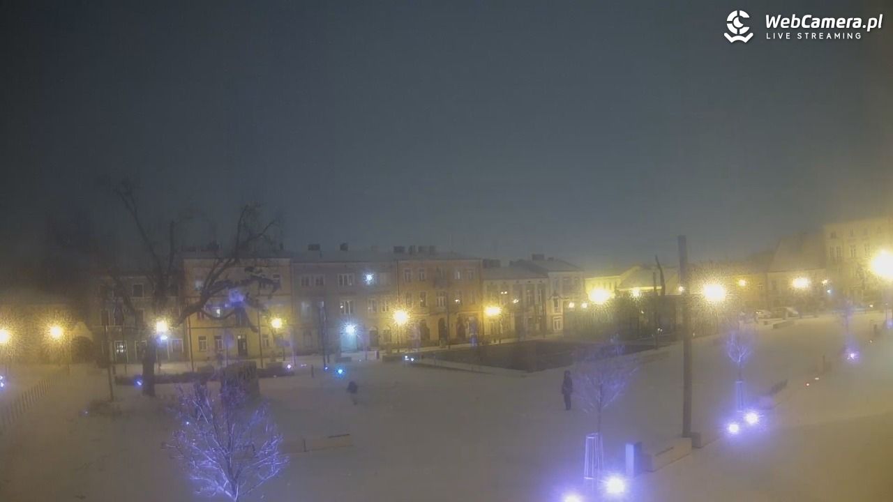 CZĘSTOCHOWA - widok na Stary Rynek - 16 luty 2026, 21:05