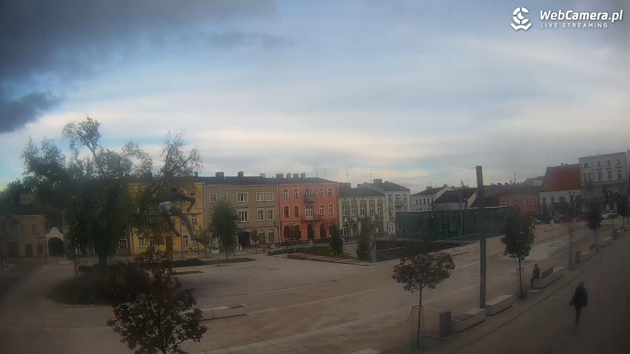 CZĘSTOCHOWA - widok na Stary Rynek - 16 wresień 2025, 17:58