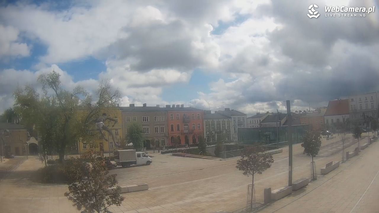 CZĘSTOCHOWA - widok na Stary Rynek - 17 wresień 2025, 12:25