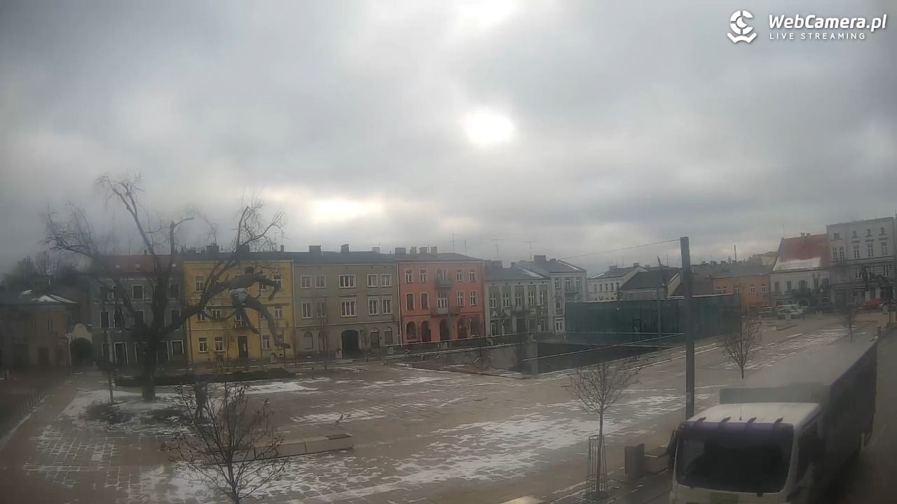 CZĘSTOCHOWA - widok na Stary Rynek - 18 luty 2026, 09:15