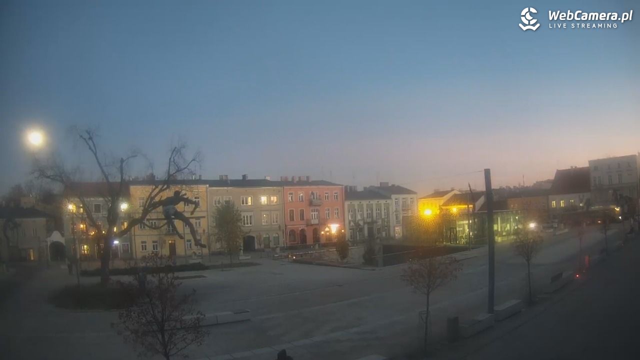 CZĘSTOCHOWA - widok na Stary Rynek - 04 listopad 2025, 16:41