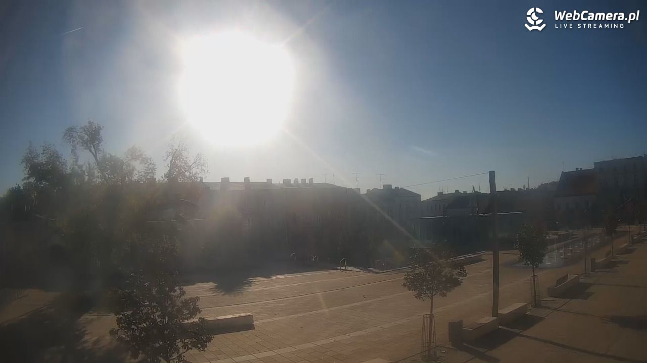 CZĘSTOCHOWA - widok na Stary Rynek - 20 wresień 2025, 08:35