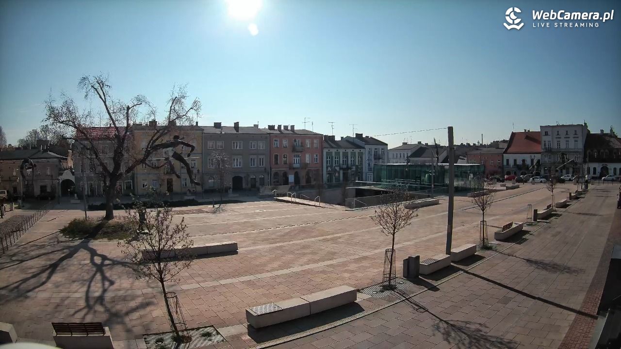 CZĘSTOCHOWA - widok na Stary Rynek - 04 kwiecień 2026, 09:08