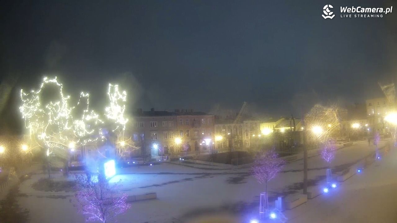CZĘSTOCHOWA - widok na Stary Rynek - 27 grudzień 2025, 21:46