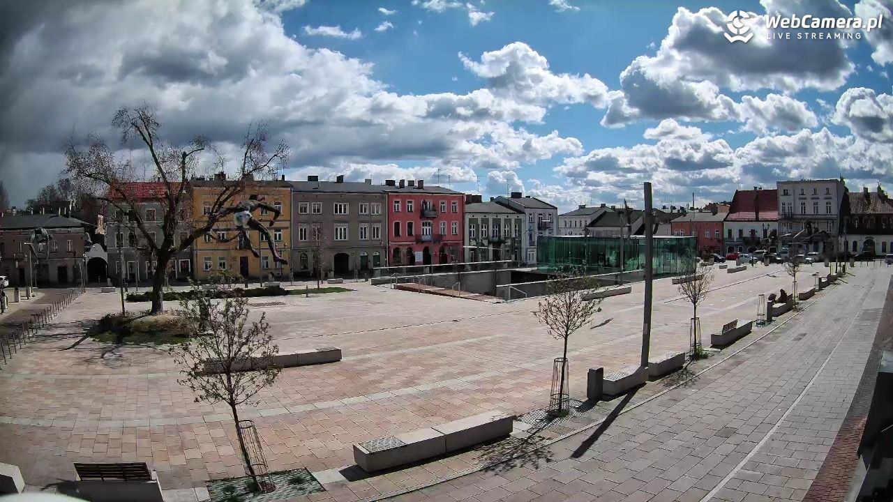CZĘSTOCHOWA - widok na Stary Rynek - 06 kwiecień 2026, 11:51