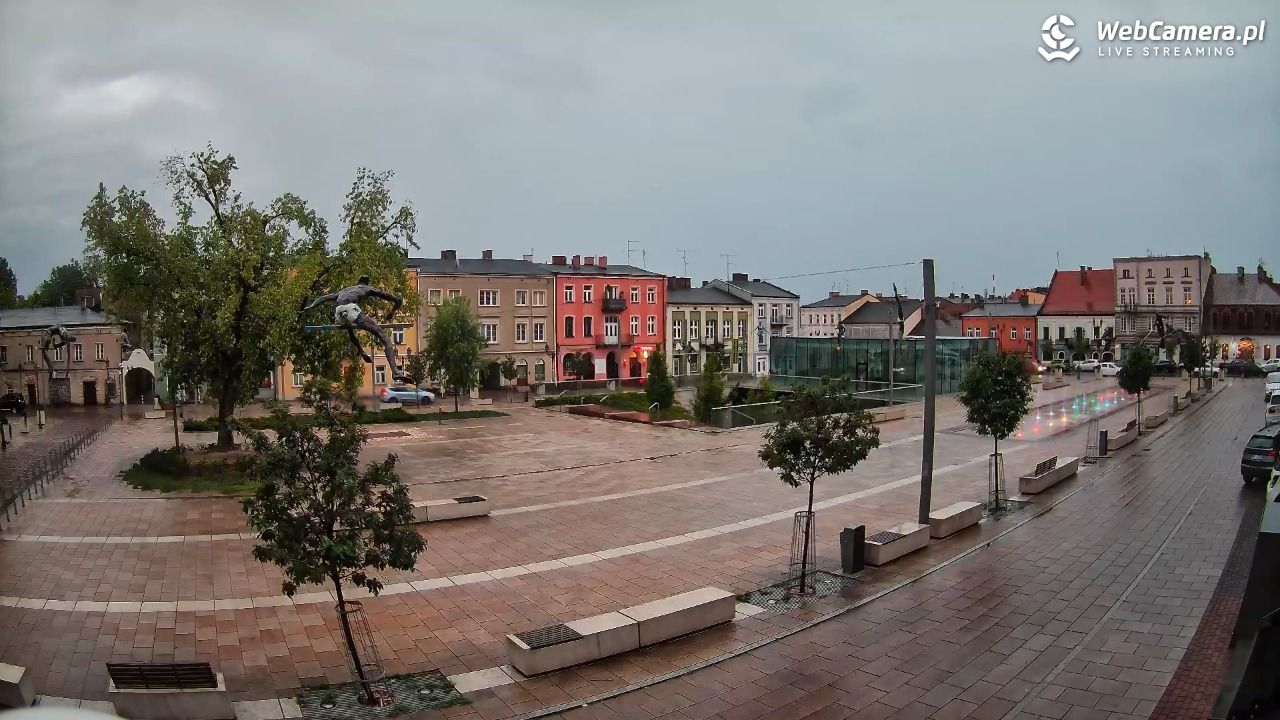 CZĘSTOCHOWA - widok na Stary Rynek - 24 maj 2026, 20:24