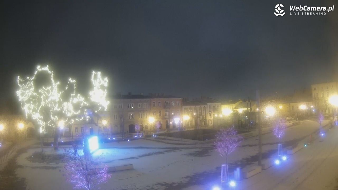 CZĘSTOCHOWA - widok na Stary Rynek - 28 grudzień 2025, 00:18