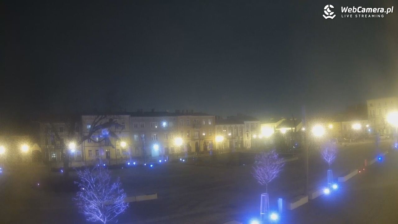 CZĘSTOCHOWA - widok na Stary Rynek - 18 luty 2026, 21:08