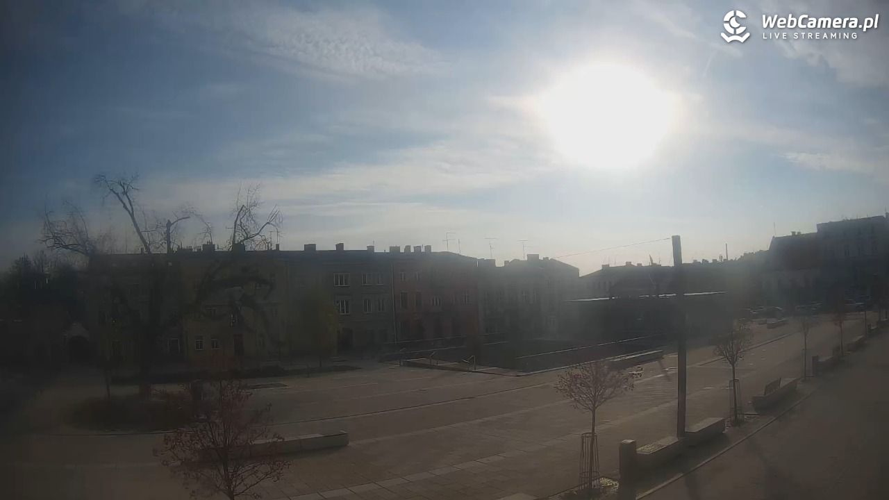 CZĘSTOCHOWA - widok na Stary Rynek - 02 listopad 2025, 09:03