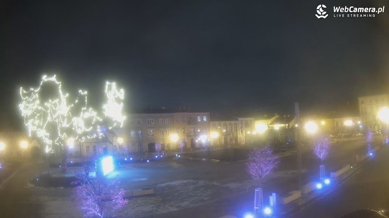 CZĘSTOCHOWA - widok na Stary Rynek - 28 grudzień 2025, 21:10