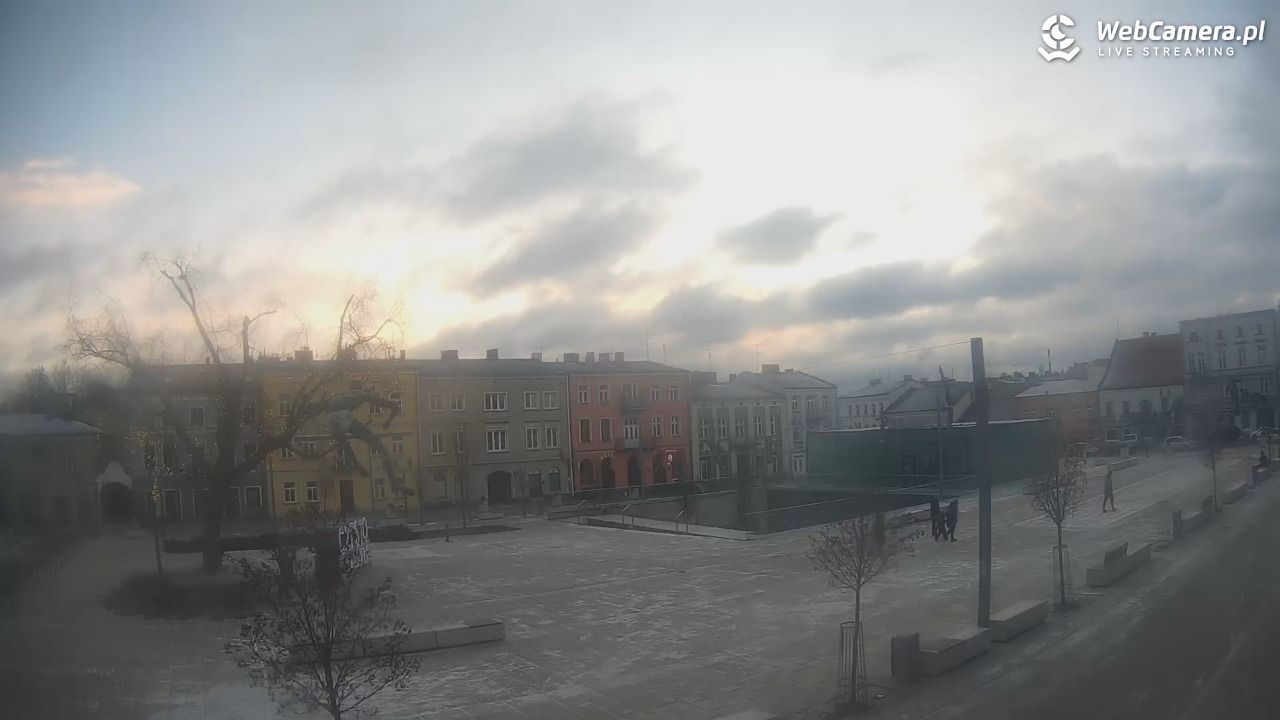 CZĘSTOCHOWA - widok na Stary Rynek - 31 grudzień 2025, 08:15