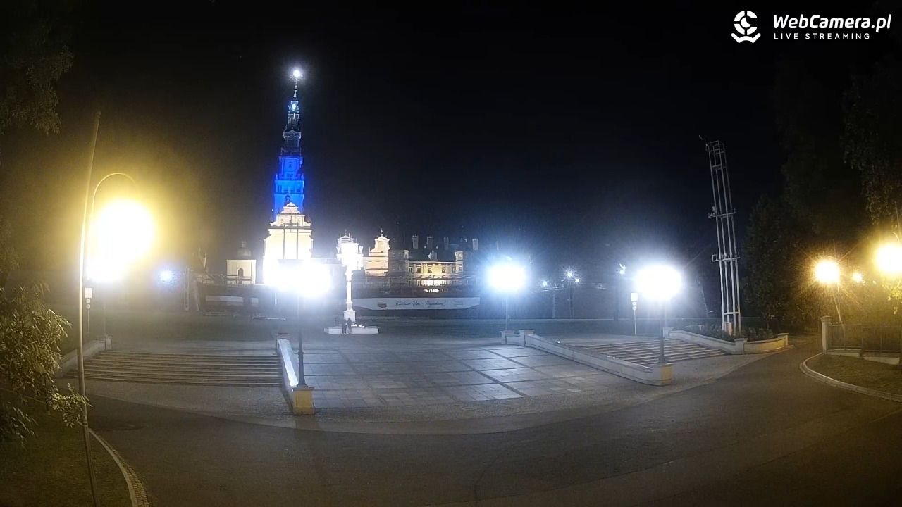 CZĘSTOCHOWA - widok na JASNĄ Górę - 08 wresień 2026, 20:32