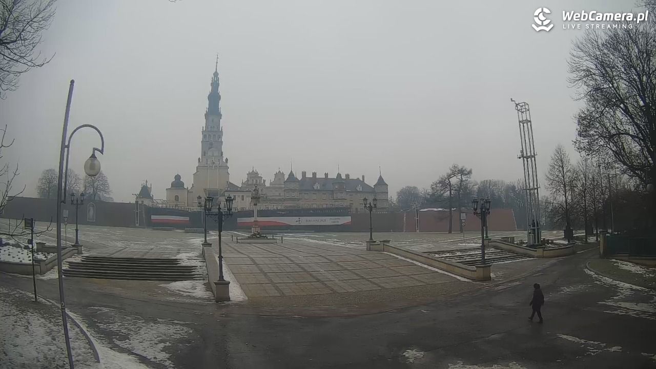CZĘSTOCHOWA - widok na JASNĄ Górę - 27 styczeń 2026, 08:56