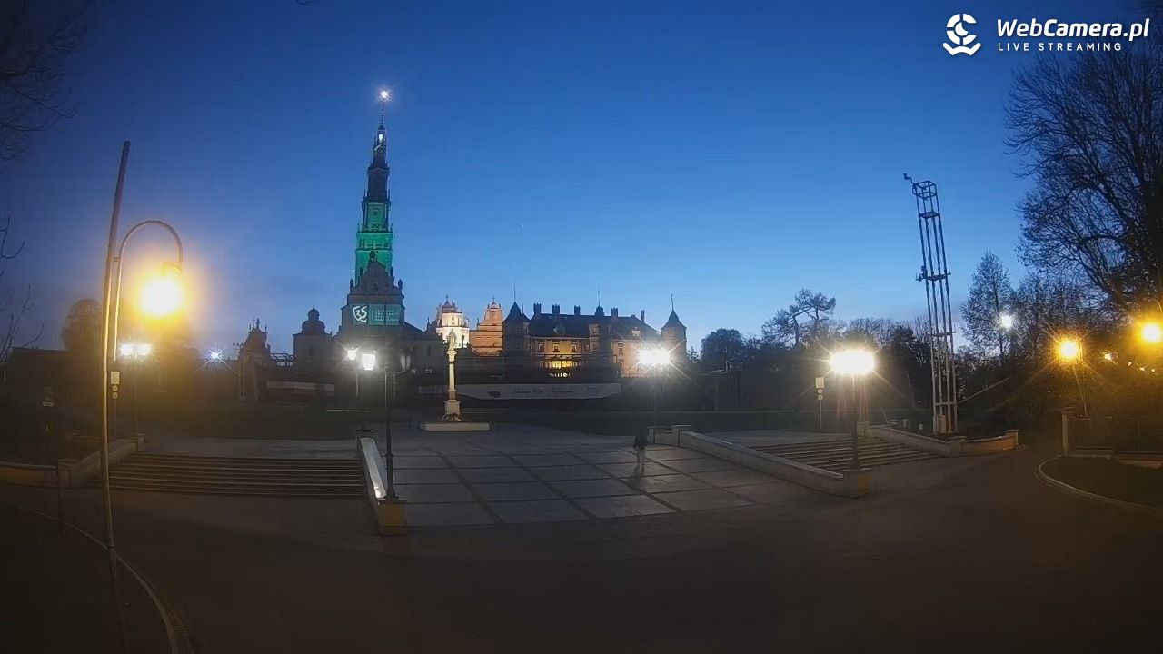 CZĘSTOCHOWA - widok na JASNĄ Górę - 27 kwiecień 2026, 20:38