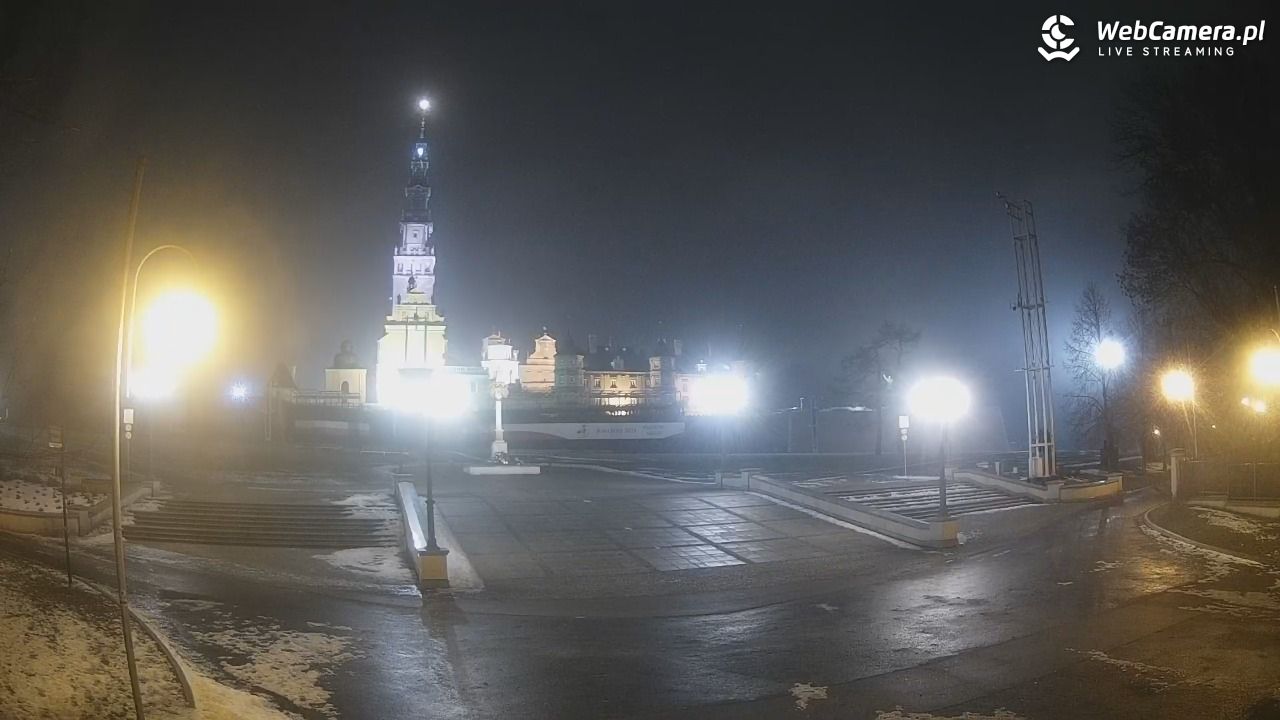 CZĘSTOCHOWA - widok na JASNĄ Górę - 27 styczeń 2026, 21:12