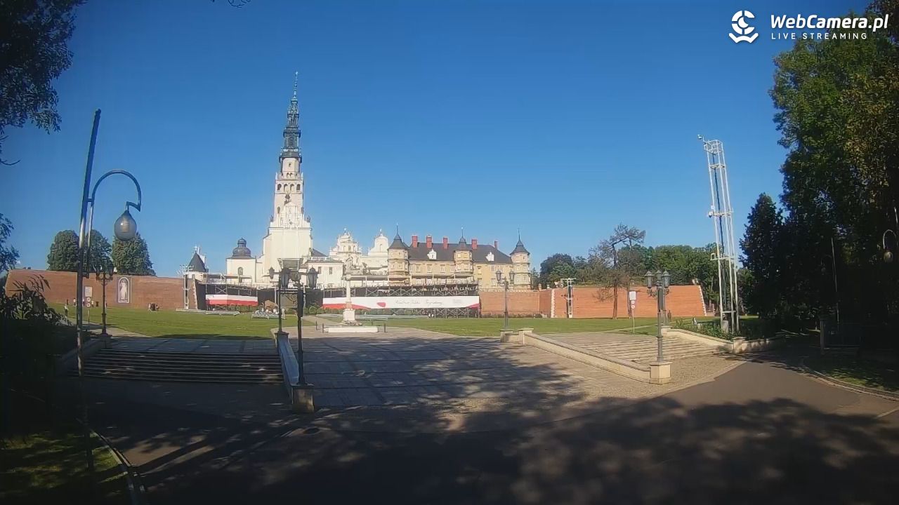 CZĘSTOCHOWA - widok na JASNĄ Górę - 08 wresień 2026, 09:10